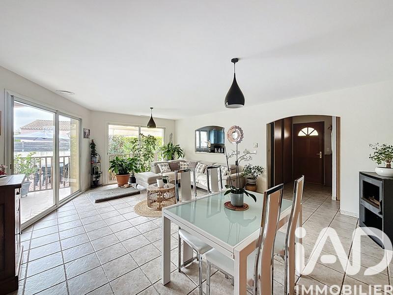 Maison - 120 m² - 5 pièces