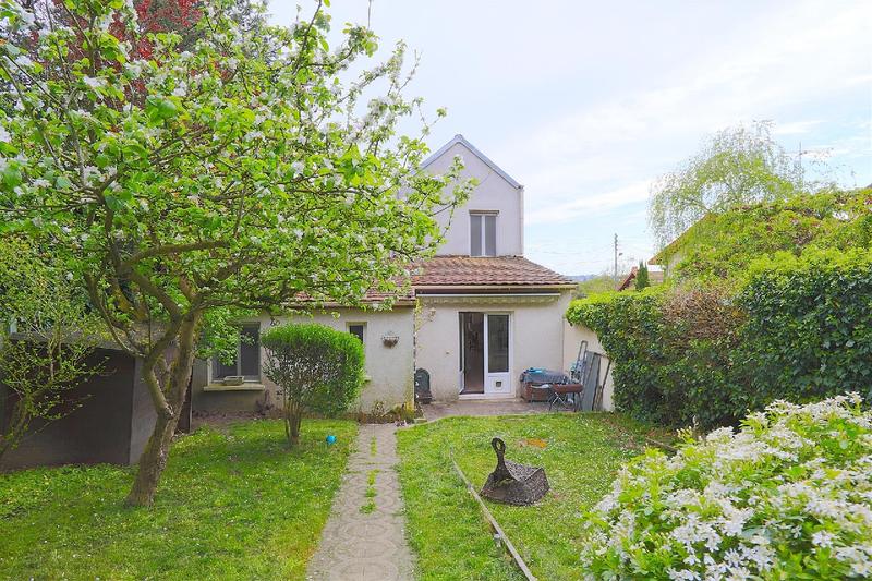 Maison - 87 m² - 4 pièces