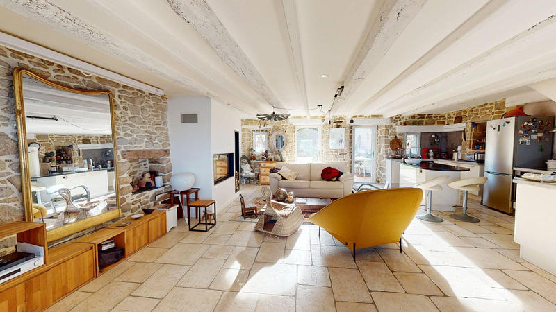 Maison - 164 m² - 5 pièces