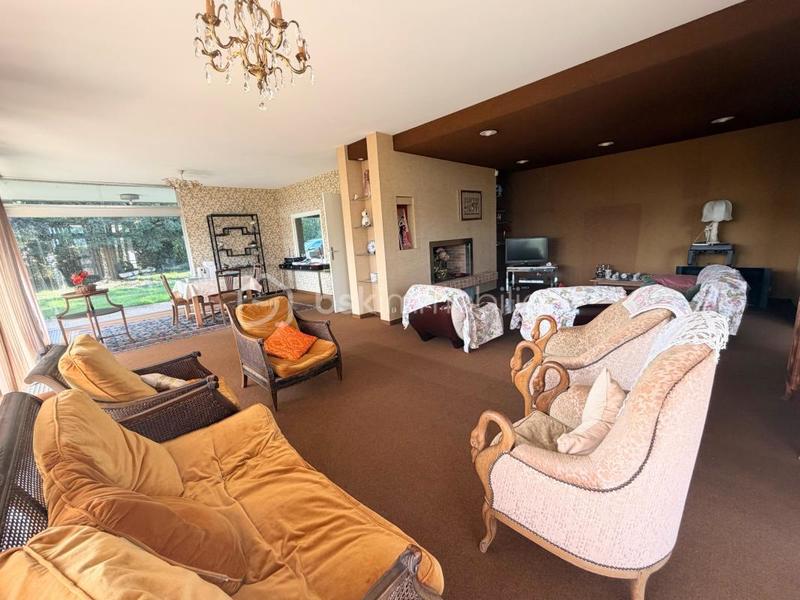 Maison d'architecte - 320 m² - 10 pièces