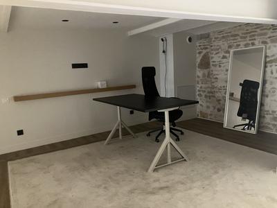 Local d'activités - 91 m²