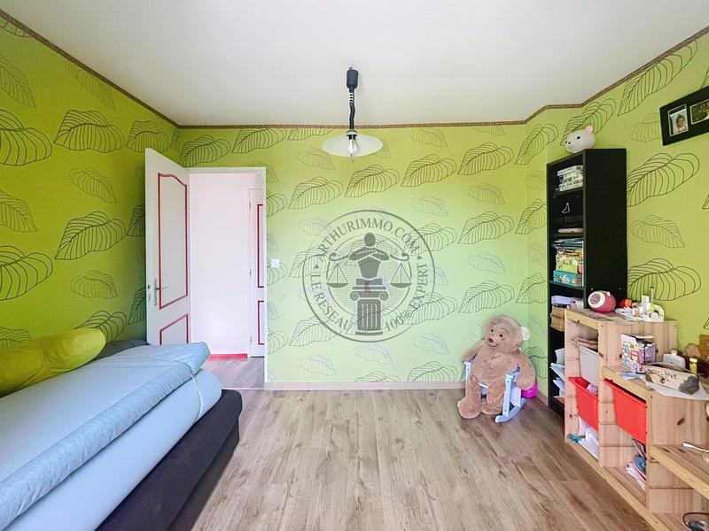 Maison - 143 m² - 7 pièces