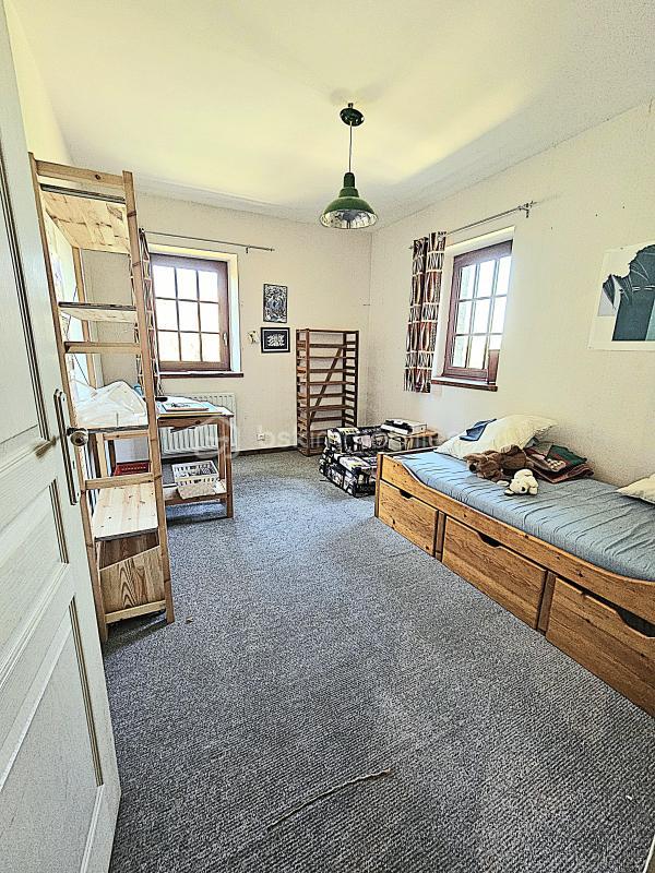 Maison ancienne - 260 m² - 8 pièces