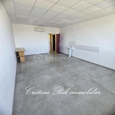 Bureau - 86 m² - 3 pièces