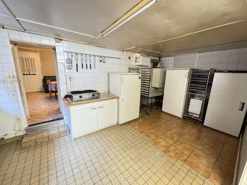 Immeuble - 220 m² - 10 pièces