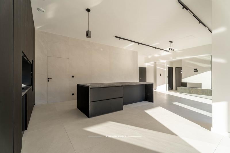 Maison contemporaine - 137 m² - 5 pièces
