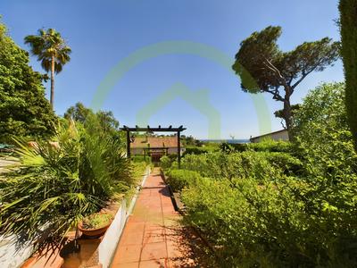 Maison - 104 m² - 3 pièces