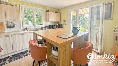 Maison - 140 m² - 5 pièces