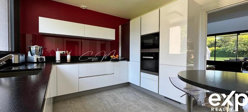 Villa - 178 m² - 6 pièces