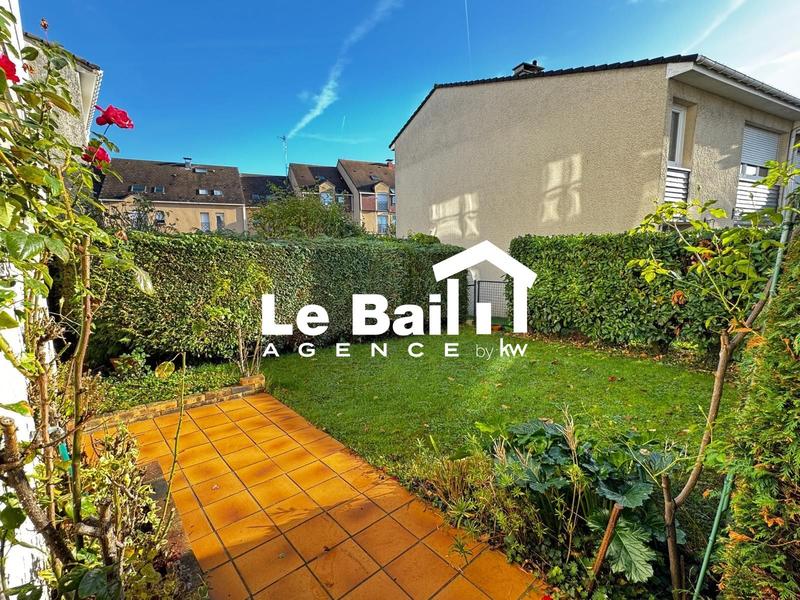 Maison - 111 m² - 5 pièces