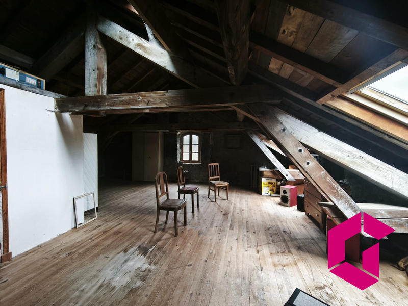 Maison - 164 m² - 8 pièces