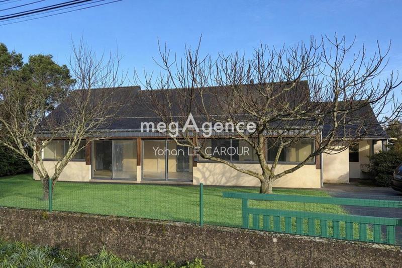 Maison - 181 m² - 7 pièces