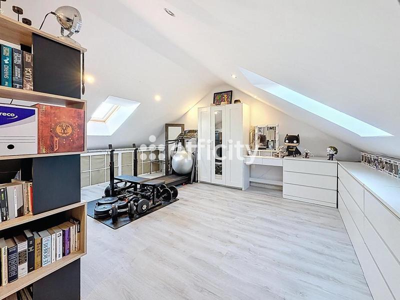 Maison de ville - 100 m² - 4 pièces