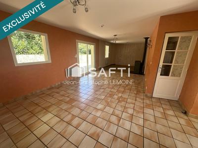 Maison - 159 m² - 8 pièces