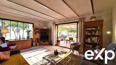 Maison - 122 m² - 8 pièces