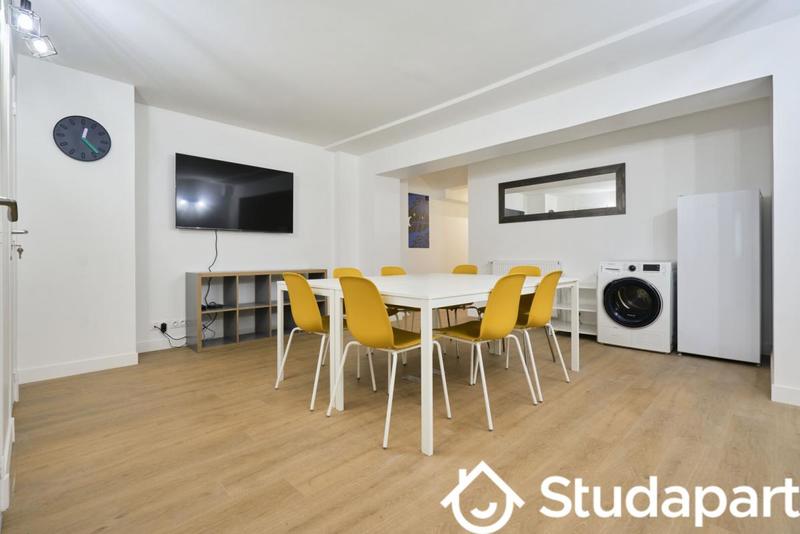 Chambre - 14 m² - 1 pièce