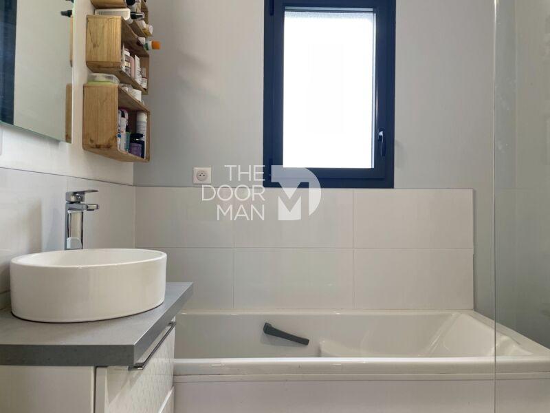 Maison - 87 m² - 4 pièces