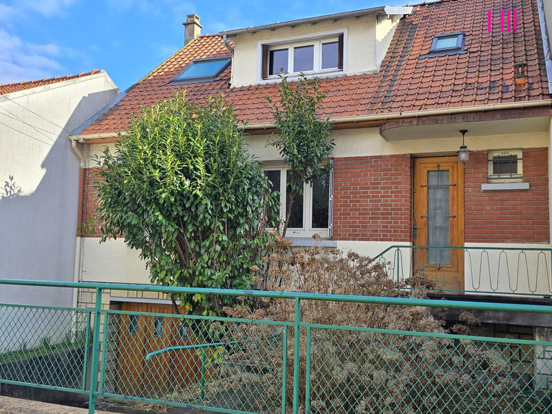 Maison traditionnelle - 100 m² - 6 pièces