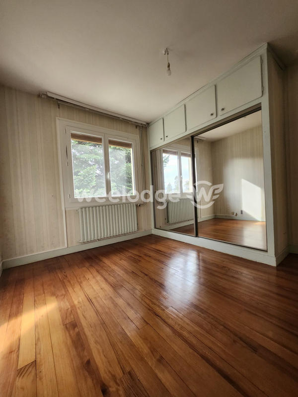 Maison - 166 m² - 7 pièces