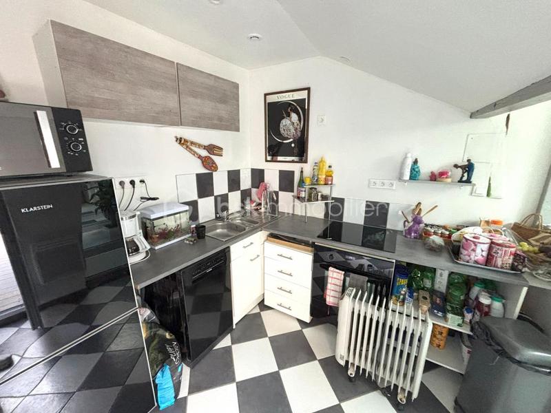 Immeuble - 198 m² - 6 pièces