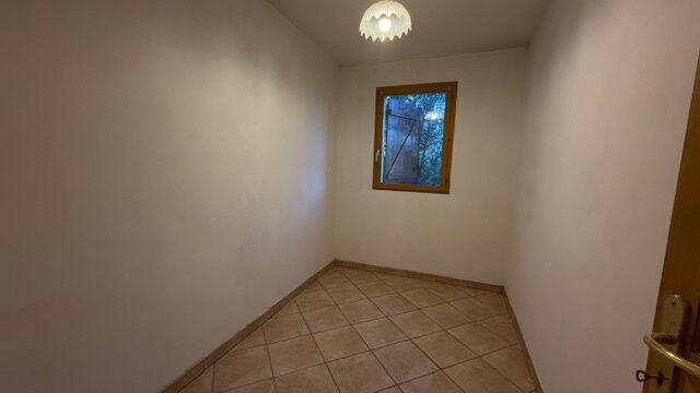 Maison - 190 m² - 6 pièces