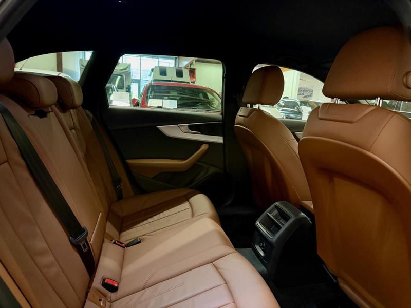 Audi A4 Avant 30tdi 136ch s-tronic / 1ere Main