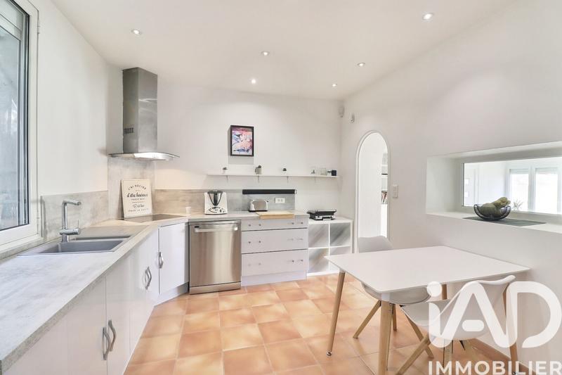 Maison - 141 m² - 7 pièces