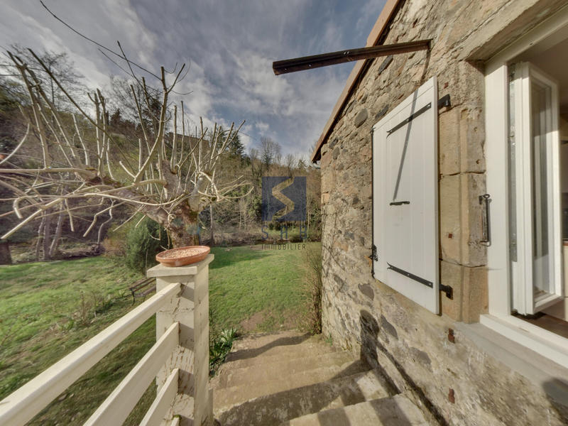 Maison - 133 m² - 8 pièces