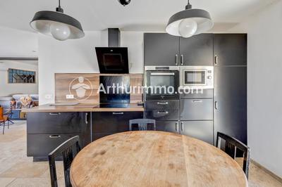 Maison - 224 m² - 6 pièces