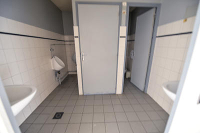 Local commercial - 75 m² - 3 pièces