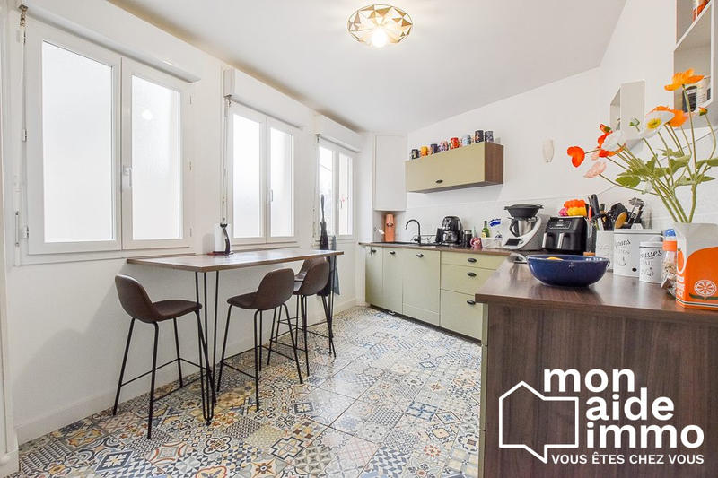 Maison - 183 m² - 6 pièces