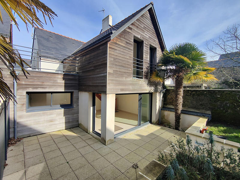 Maison - 103 m² - 4 pièces