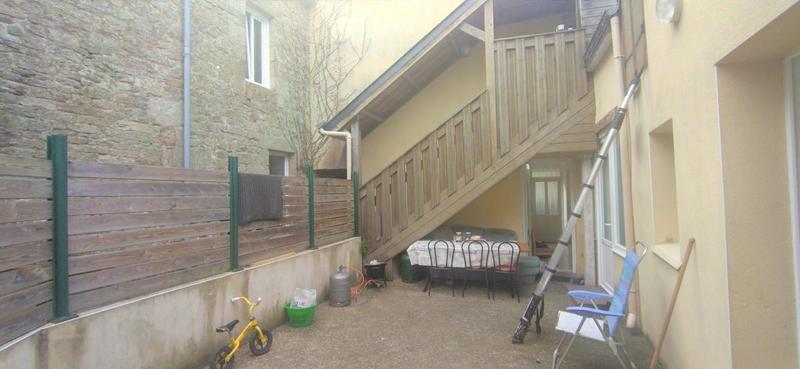 Maison - 139 m² - 1 pièce