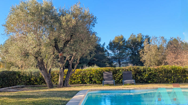 Maison - 185 m² - 5 pièces