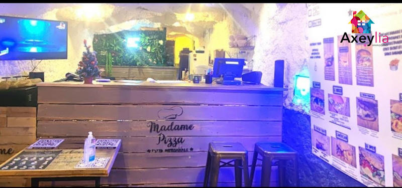 Local commercial - 81 m²