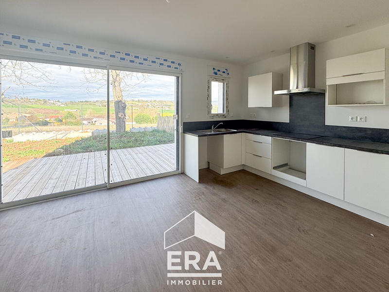 Maison - 97 m² - 4 pièces