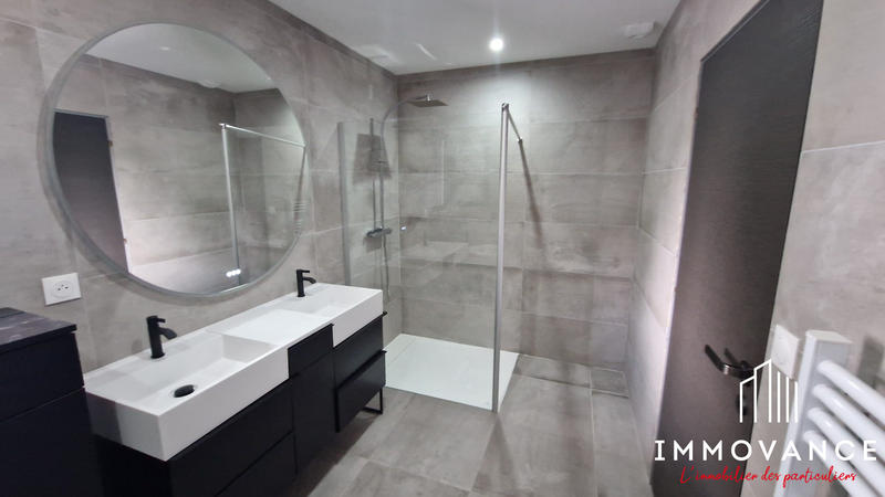 Maison - 171 m² - 7 pièces