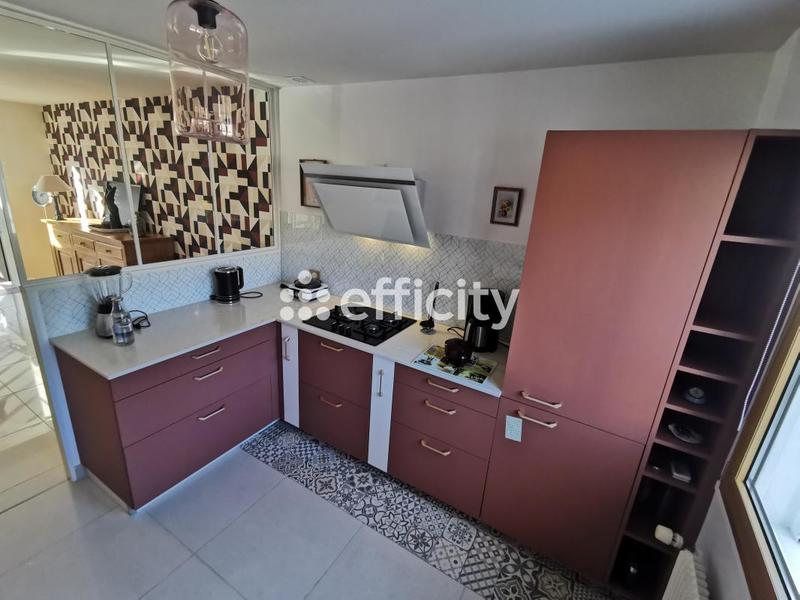 Maison - 142 m² - 7 pièces