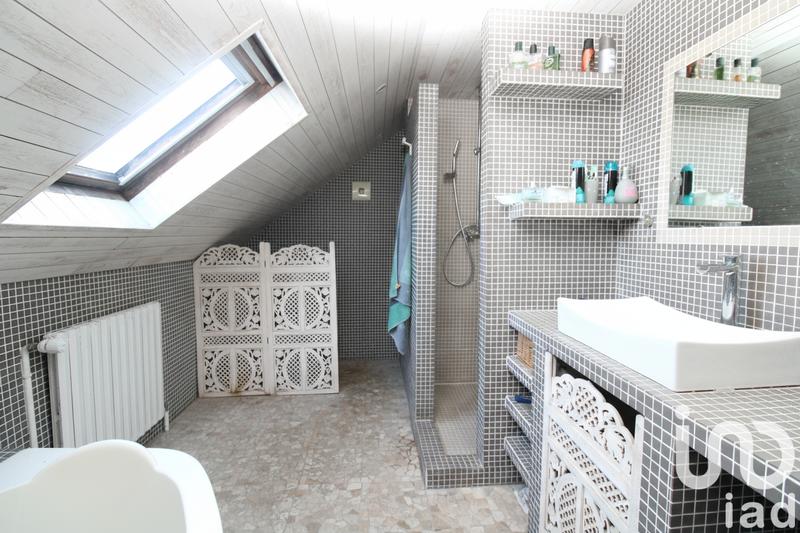 Maison - 107 m² - 5 pièces