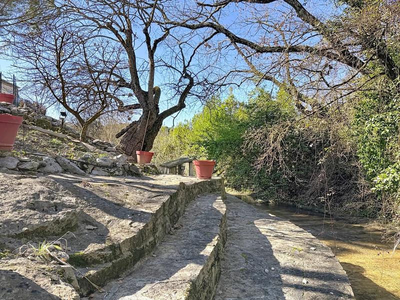 Maison - 397 m² - 8 pièces