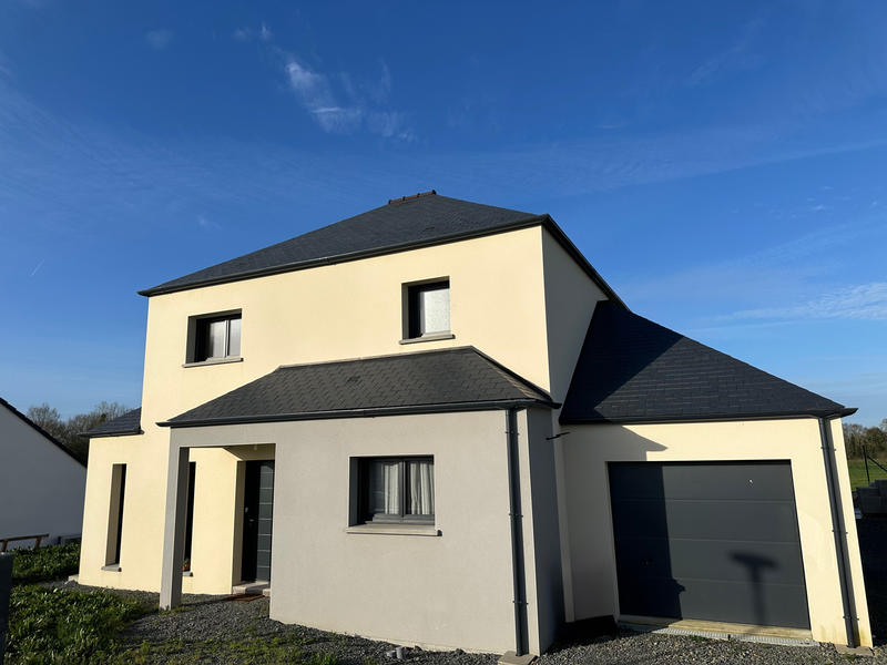 Maison - 105 m² - 5 pièces