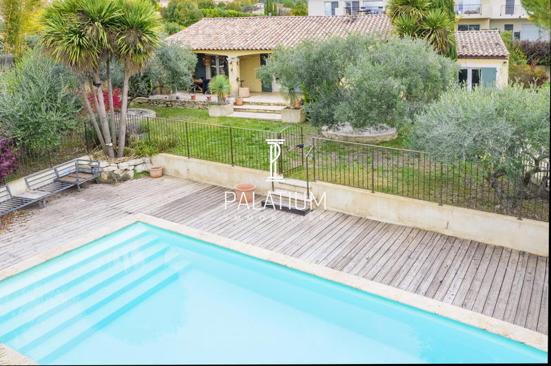 Maison - 147 m² - 6 pièces