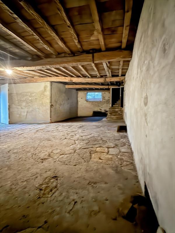 Propriété - 252 m² - 10 pièces