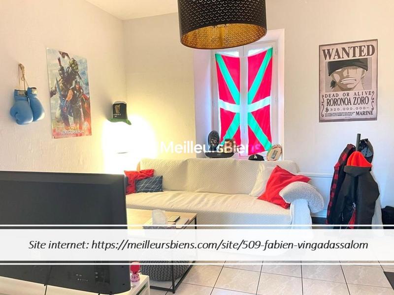 Immeuble - 196 m² - 7 pièces