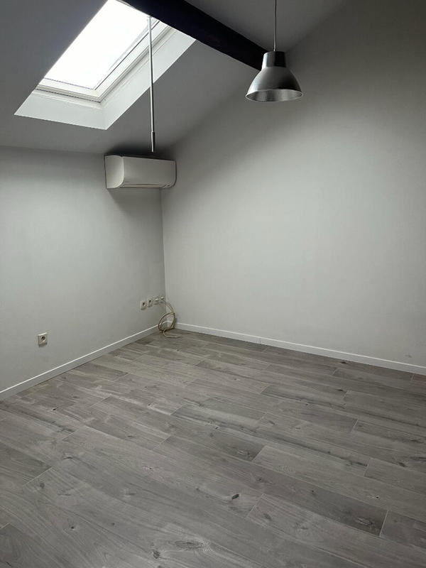 Immeuble - 6 pièces