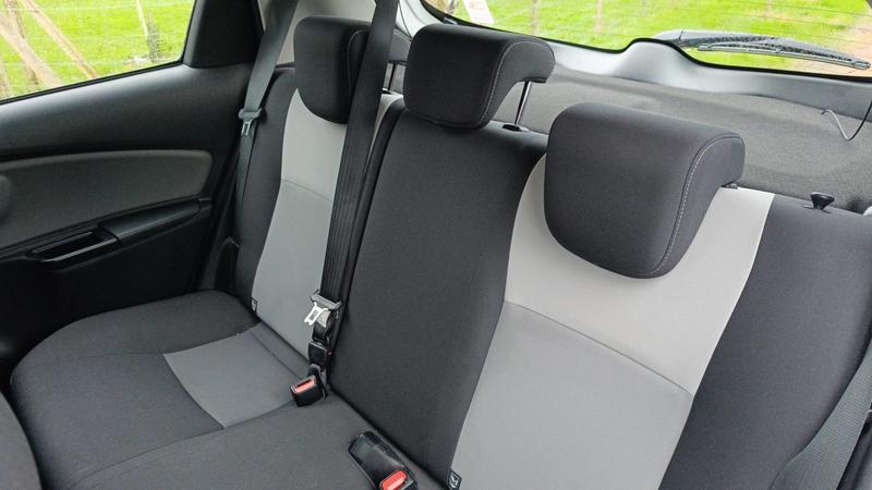 Toyota Yaris 1.0 VVTi 72 France