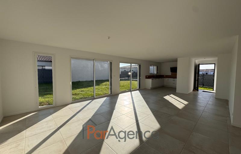 Maison - 150 m² - 4 pièces