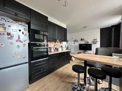 Maison - 91 m² - 4 pièces