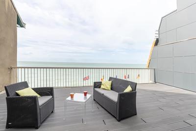 Appartement - 139 m² - 6 pièces