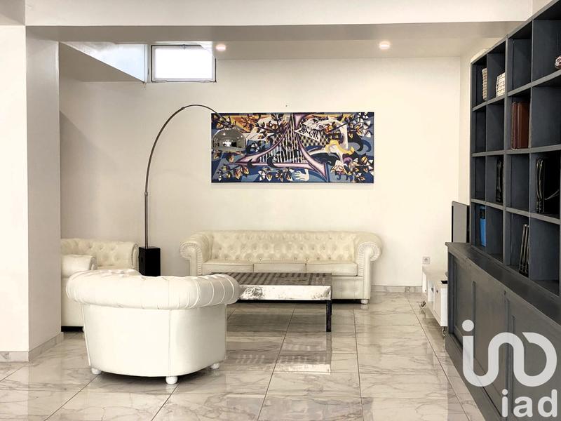 Loft - 134 m² - 2 pièces